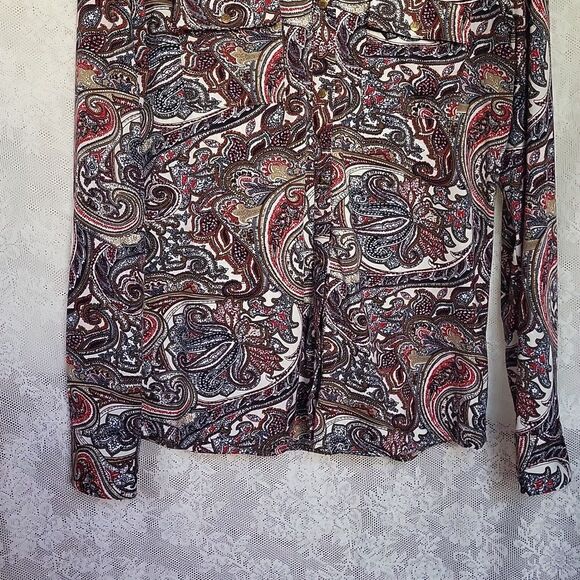 BCBGMaxazria Paisley Print Long Sleeved Button Down Shirt, Snap Closure Size L - Picture 4 of 9